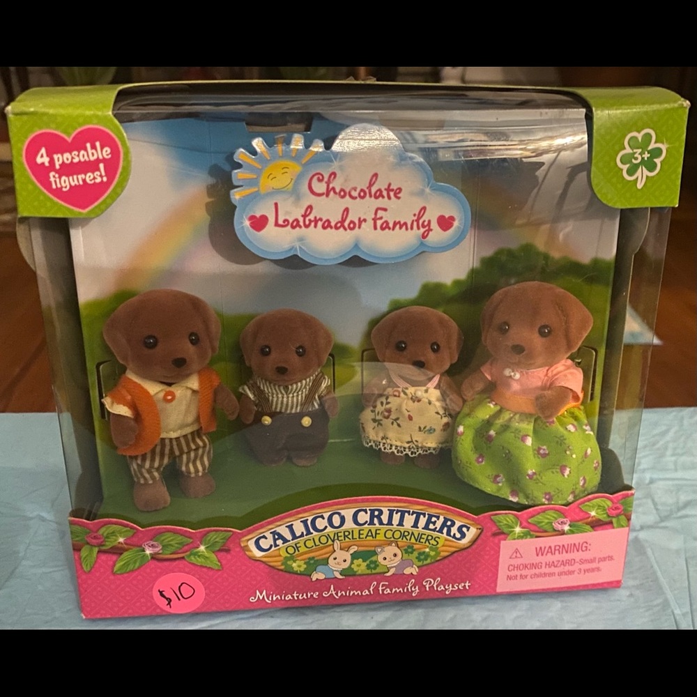 Calico Critters Chocolate Labrador Family